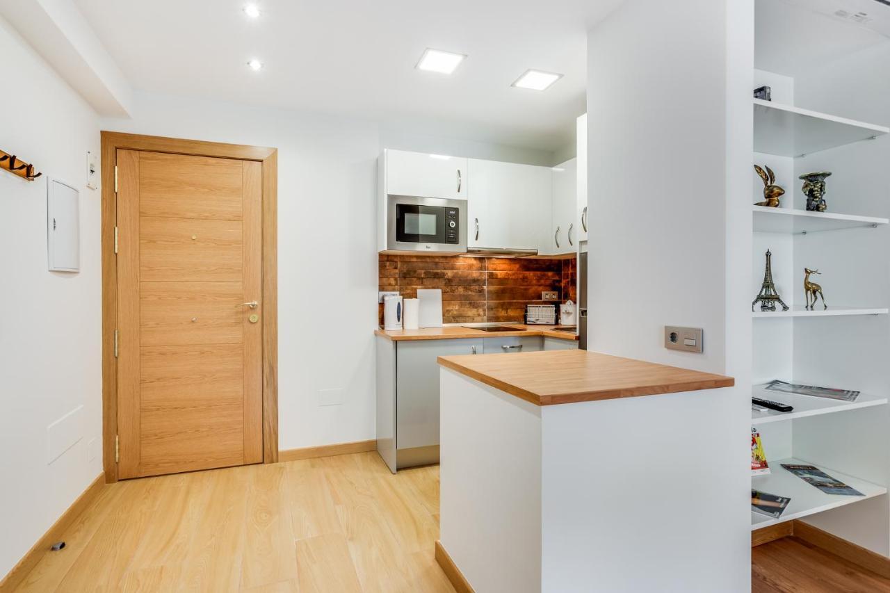 New 1 Bedroom Apartement On The Sea In Marbella. Esterno foto