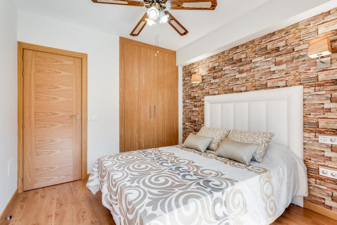 New 1 Bedroom Apartement On The Sea In Marbella. Esterno foto
